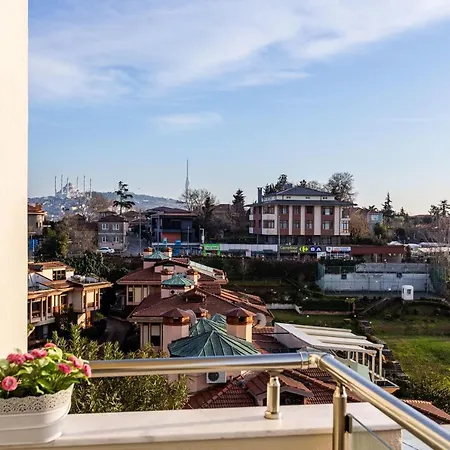 Apartment Cozy With Fascinating Bosphorus View In Uskudar Istanbul